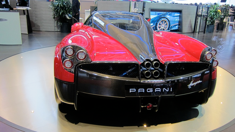 Illustration for article titled The 235 mph Pagani Huayra will make you heave with joy
